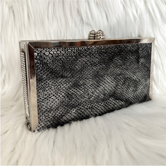 Convertible Evening Clutch - Picture 3 of 10